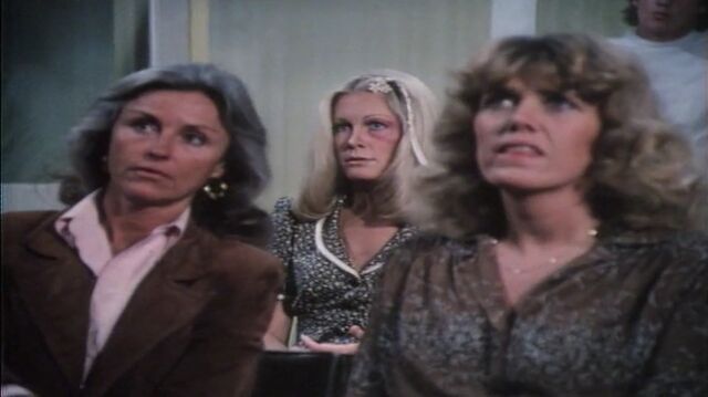 File:ValeneSeason113.jpg