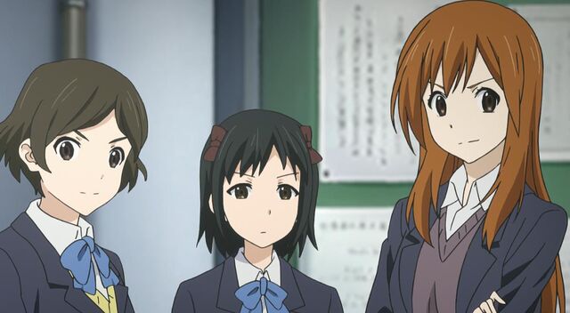 File:MediumBrownFriend+ShortBlackFriend+TallRedKaoru.jpg
