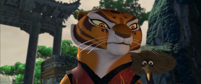 File:Tigress-wary.jpg