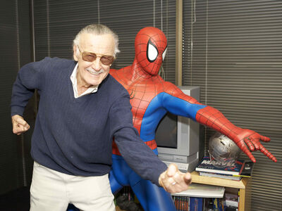 Stan-lee-spidey.jpg