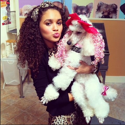 File:Madisonpettisandpuppy.jpg
