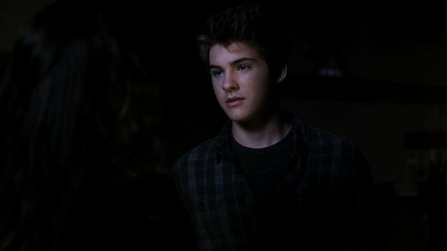 File:Pll214002153.jpg