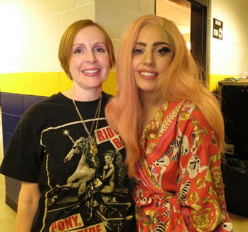 File:2-2-13 Backstage 001.jpg