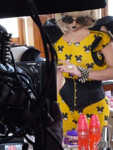 File:Paparazzi06.jpg