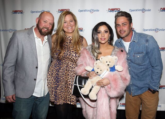 File:3-14-15 4th Celebrity Ski 'Operation Smile' in Park City 003.jpg