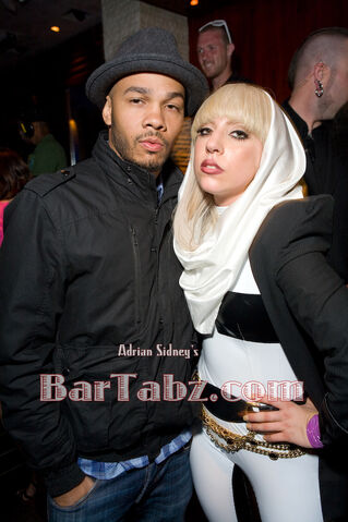 File:5-31-08 Club Mood 043.jpg