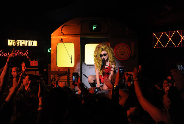 File:4-2-14 Roseland Ballroom 003.jpg