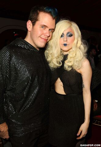 File:11-14-09 At MOCA Gala.jpg