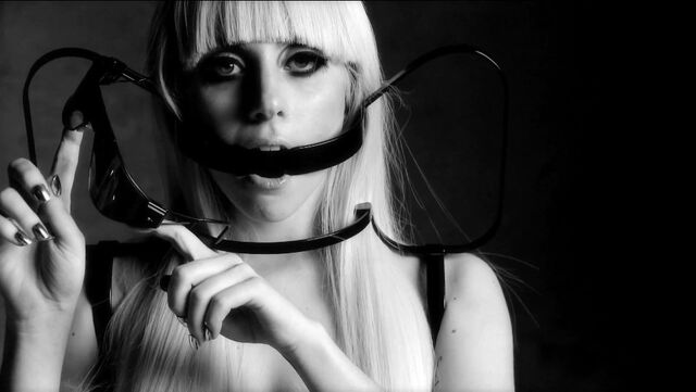 File:Mentour gaga.jpg