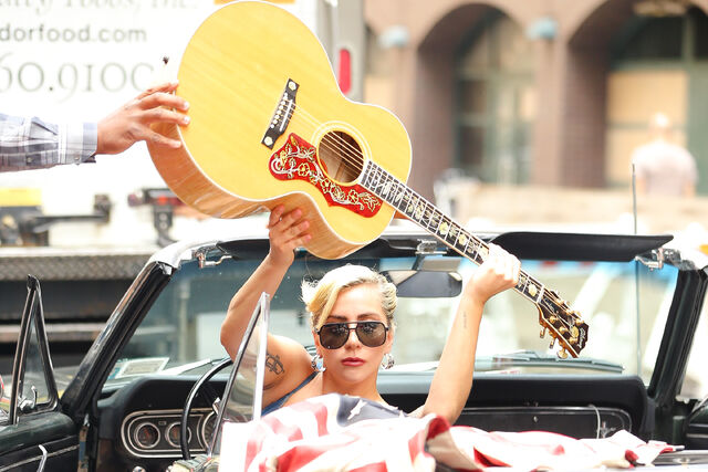 File:7-31-16 Arriving at a Recording Studio in NYC 001.jpg