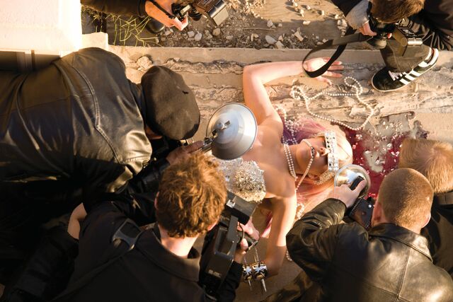 File:Paparazzi2.jpg