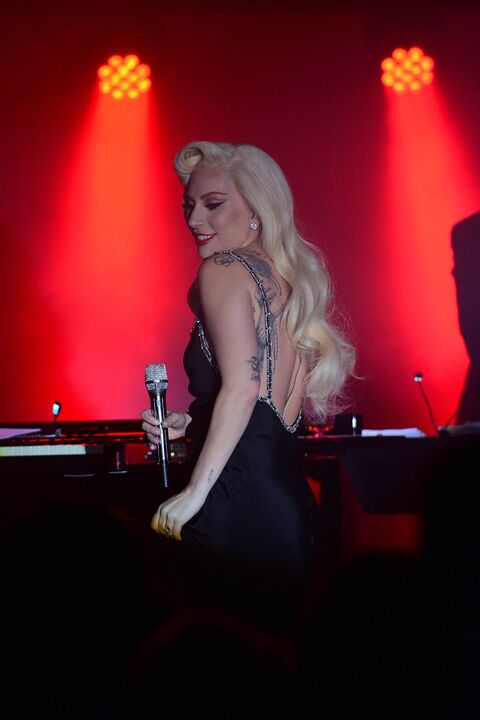 File:1-6-16 CES 2016 003.jpg