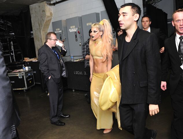 File:GaGa Nicola Grammys.jpg