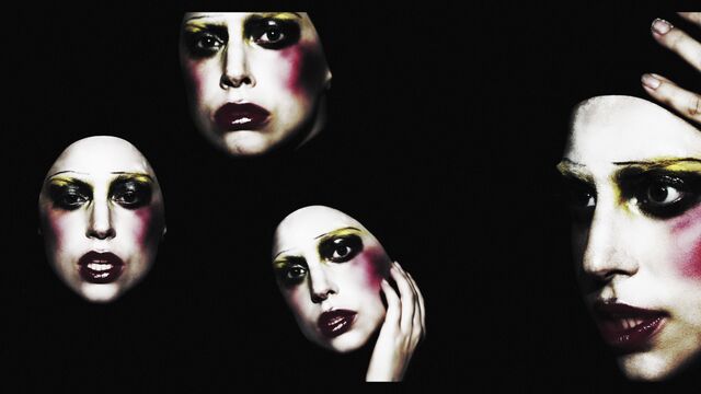File:Applause Music Video 037.jpg