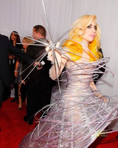File:Red Carpet 2.jpg