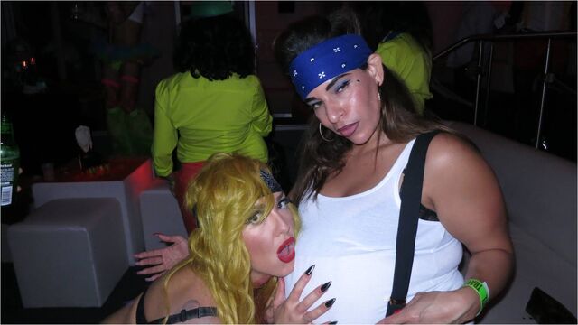 File:10-31-12 Levels Club 014.jpg