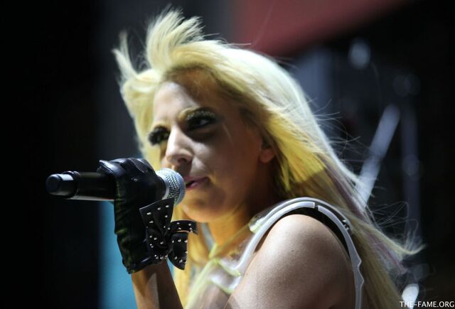 File:Tourpic.jpg