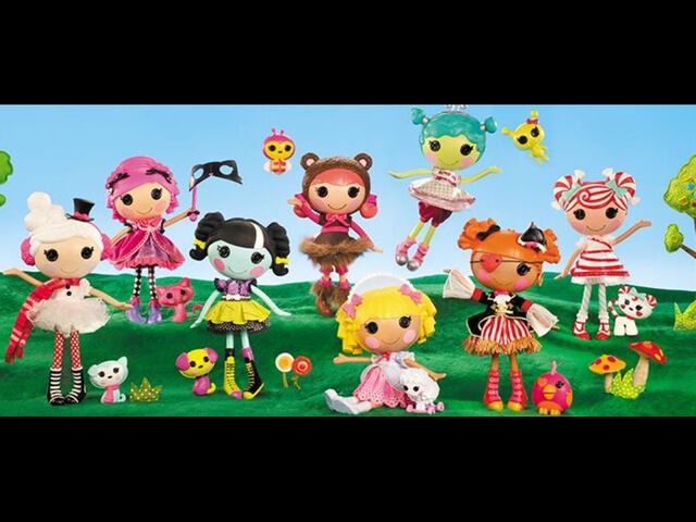 File:New Dolls 2013.jpg