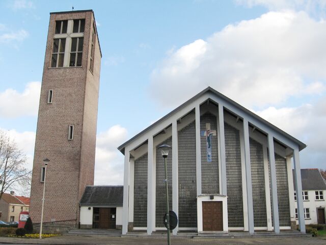 Bestand:Smeermaas - Sint-Jozefskerk.jpg