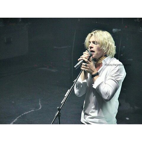 File:Ross Lynch- 100056949264785274295571240689799 n.jpg