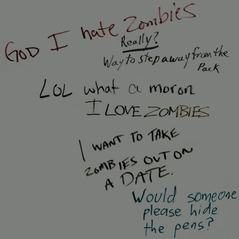 File:ParkGraffitiZombielove.jpg
