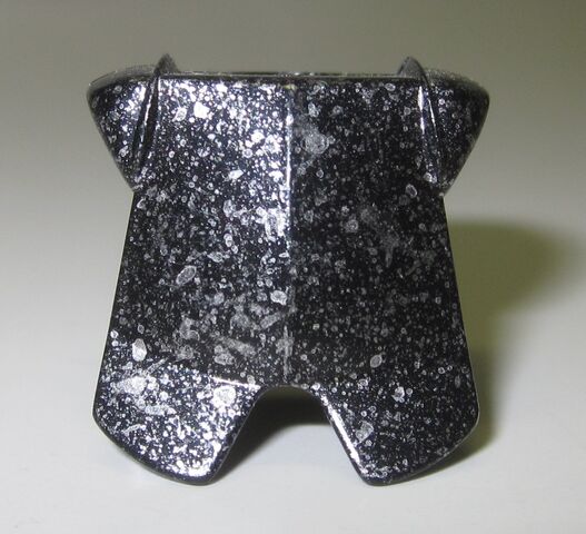 File:GlitterArmor.jpg