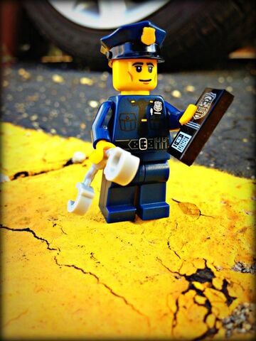 File:Policemanh.jpg