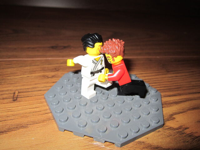 File:WRESTLING.jpg