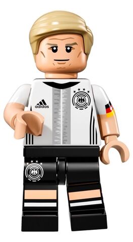 File:Schweinsteiger.jpg