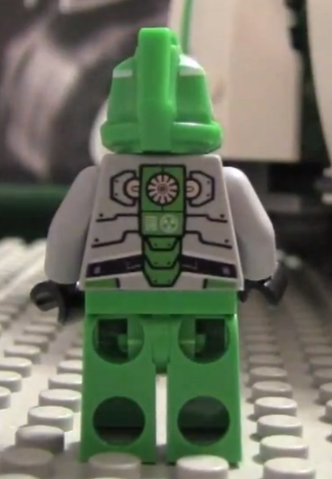 File:GreenBotBack.png