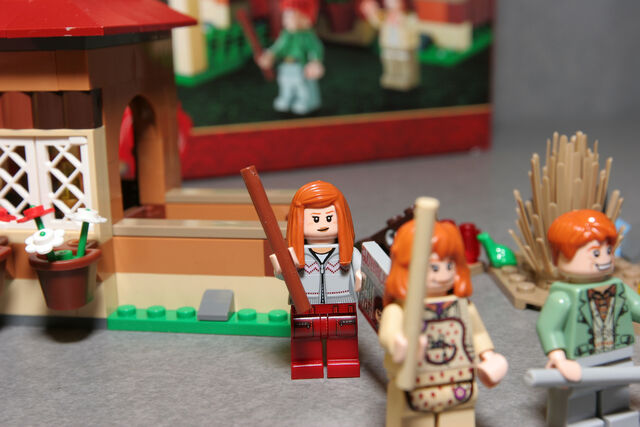 File:Burrowtoyfair3.jpeg