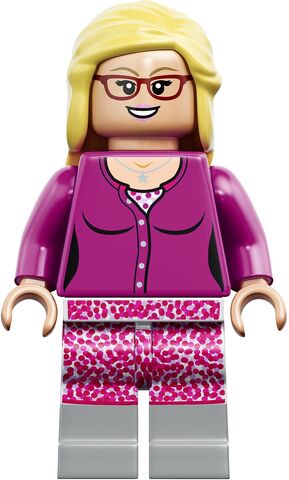 File:21302 LineUP Bernadette 01.jpg