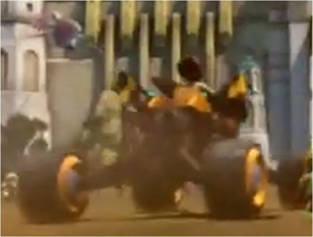 File:LennoxLionAttackTV.png