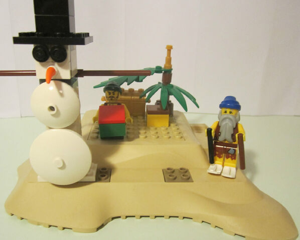 File:ChristmasPirateMOC.jpg