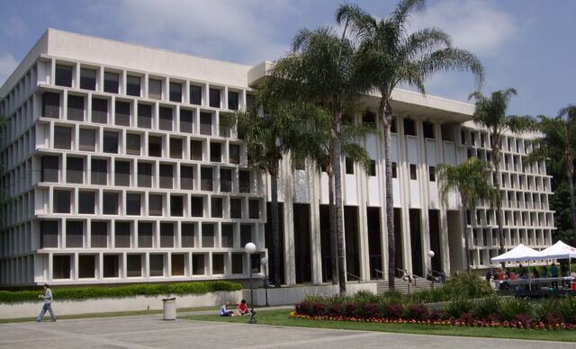 File:Museum.jpg