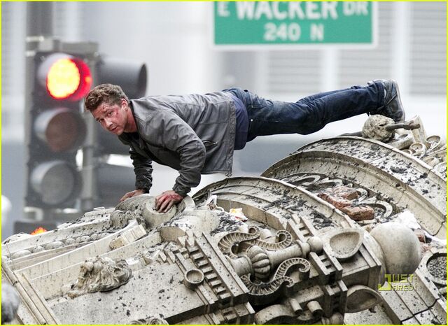 File:Shia-labeouf-transformers-3-funny-face-action-sequences-09.jpg