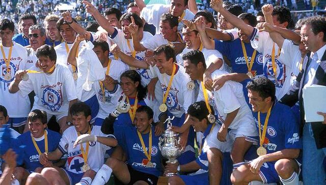 Archivo:CruzAzulCampeón1997.jpg