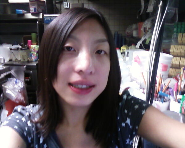 File:Mee.jpg