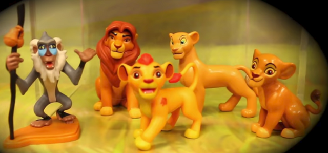 File:Kionfamilyset.png