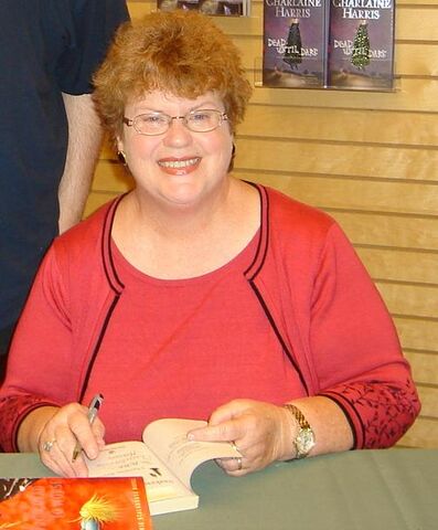 File:CharlaineHarris.jpg
