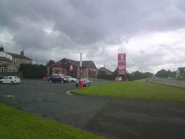 File:Bardon mill little chef.jpg