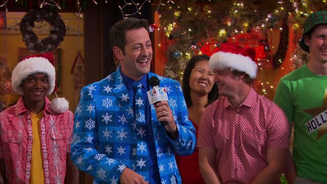 File:Johnny Nimbus Cali Christmas-A-Rooney.jpg