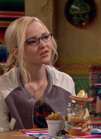 File:Maddie Seems Worried.png