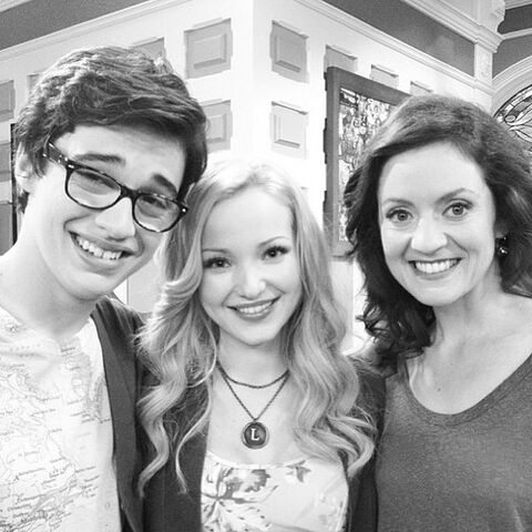 File:Grey liv and cast.jpg