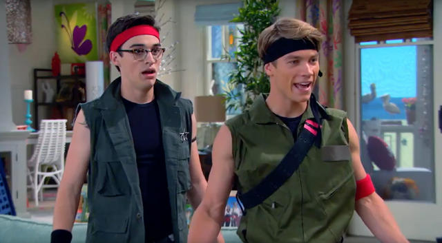 File:Josh & Joey (4x10).png