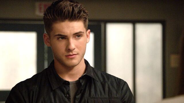 Archivo:Theo-Raekin-Teen-Wolf.jpg