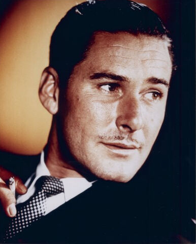 File:Errol Flynn1.jpg