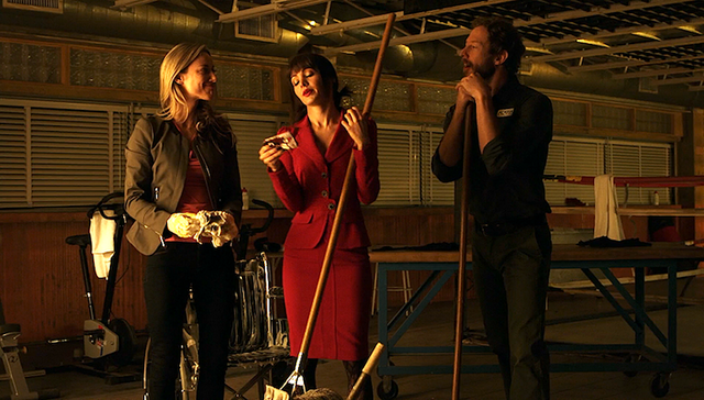 File:Lauren-Kenzi-Dyson (410).png