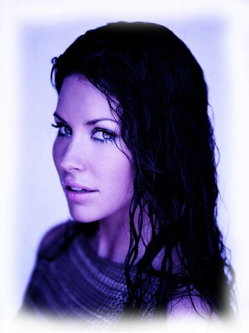 File:2evangeline-lilly-kate-on-lost13.jpg
