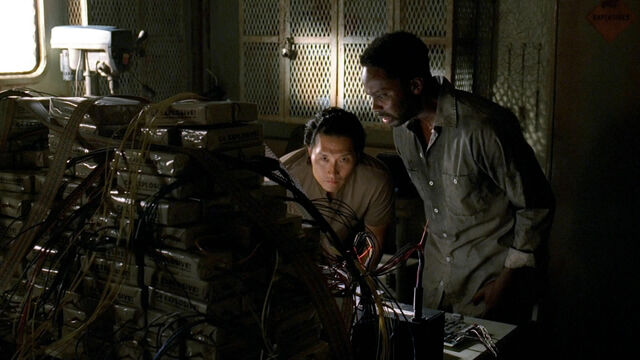 File:3x13 JinMichaelC4.jpg